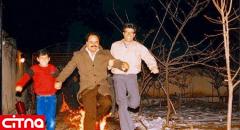 محمدرضا و همایون شجریان و اکبر عبدی در چهارشنبه‌ سوری