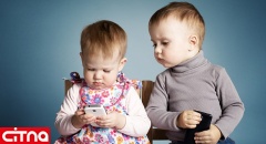 چه زمانی موبایل و تبلت را به کودکمان معرفی کنیم؟