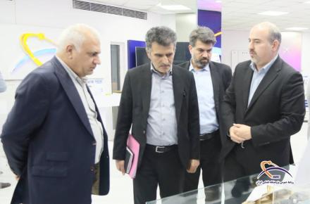 پژوهشگاه فضایی