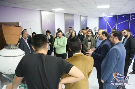 پژوهشگاه فضایی 