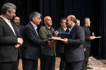 پژوهشگاه فضایی