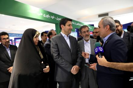 وزیر ارتباطات