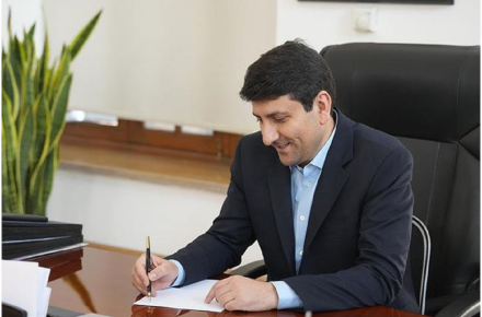 ستار هاشمی