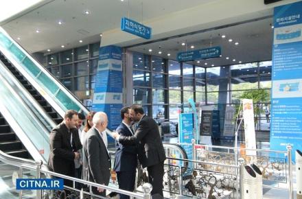 گزارش تصویری از بازدید وزیر ارتباطات از پاویون ایران در نمایشگاه تلکام بوسان