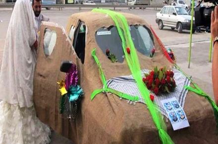 نصاویر/ خلاقیت ایرانی در تزئین ماشین عروس!