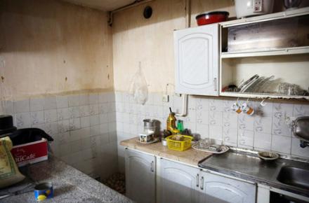 روایت شکنجه یک زن و دخترانش توسط هیولایی انسان نما (+تصاویر)