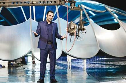 انتقاد تند و تیز احسان علیخانی از علی دایی روی آنتن زنده