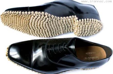 طراحی چندش آورترین کفش مردانه دنیا توسط دو زن (عکس)