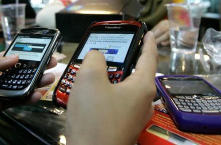 اعطای مجوز نسل سوم و چهارم تلفن همراه به اپراتورها از هفته آینده