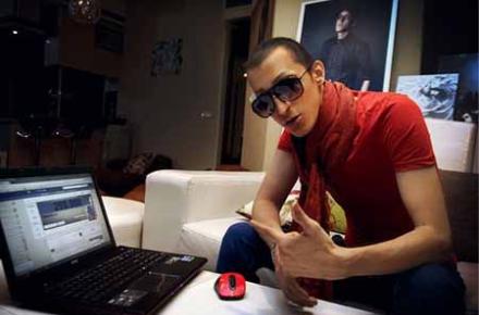 مرتضی پاشایی برخاسته از دنیای مجازی