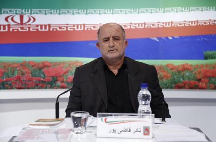 قاضی‎پور: رقابت مخابرات در اخذ پول است، نه ارائه‎ی خدمات