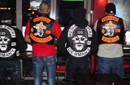 خبر فیس‎بوک موتورسیکلت سواران آلمان از کوبانی