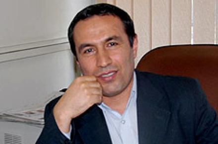 معاون صدور پروانه‎ی رگولاتوری، خبر داد: آغاز مطالعه و امکان‌سنجی  ورود اپراتور جدید تلفن همراه در بخش دیتا