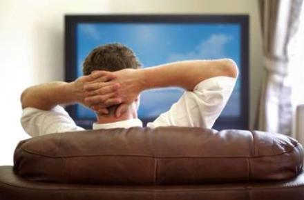 مرگ زودرس در کمین افرادی که روزی سه ساعت تلویزیون یا رایانه تماشا می‎کنند 