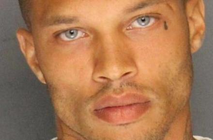 ابراز علاقه عجیب کاربران فیس بوک به مجرم جذاب سابقه‌ دار! + عکس