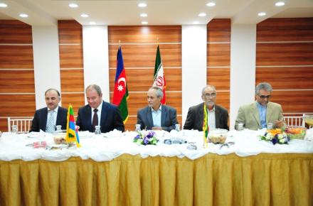 اعلام آمادگی شرکت زیرساخت برای ارائه‎ی خدمات ترانزیت مخابراتی به آذربایجان