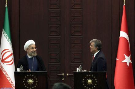 تاکید مشترک «روحانی» و«گل»: رقم مبادلات تجاری را به ۳۰ میلیارد دلار می‌رسانیم