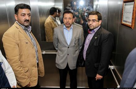 وزیر ارتباطات از آیت‌الله مهدوی‌کنی عیادت کرد