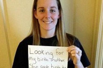 فیس بوک، دختر سر راهی را پس از 27 سال به مادر نامهربانش رساند (+عکس)