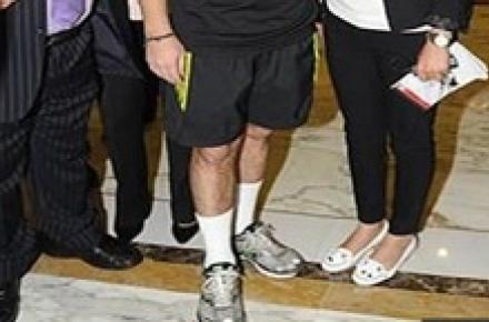 واکنش کاربران به لباس جنجالی آقای وزیر +تصاویر 