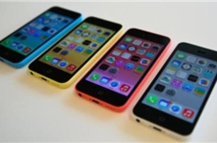 عرضه آی فون 5C هشت گیگی ارزان‌ قیمت در بازار