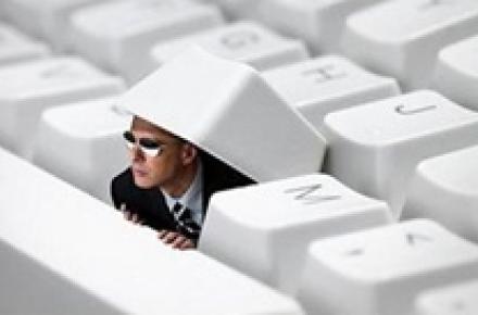 حکومت آمریکا مدیریت کلان بر اینترنت را رها می‎کند 