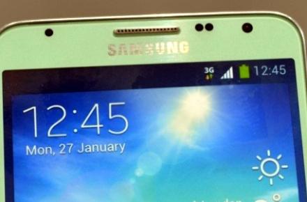 عرضه فبلت جدید سامسونگ با عنوان Galaxy Note 3 Neo در رنگی متفاوت +تصاویر