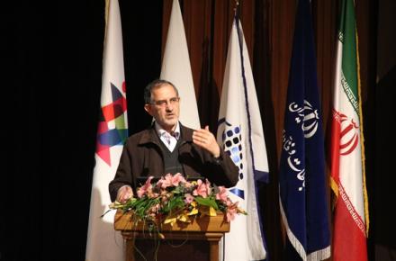 دبیر شورای عالی فناوری اطلاعات: 90 درصد اپلیکیشن‌ها به صورت محلی مورد استفاده قرار می‌گیرند