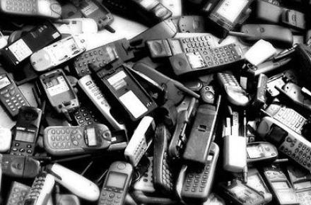 فروش ۶ میلیارد دلار گوشی جعلی در جهان طی ۲۰۱۳ 