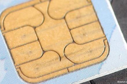 چگونه می‎توان مشترک را از طریق سیم‎کارت تلفن همراه رهگیری کرد؟