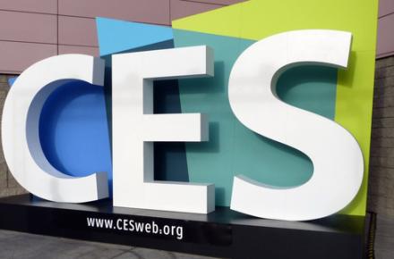 نمایش استودیوی هیجان‌انگیز گلکسی در CES 2014
