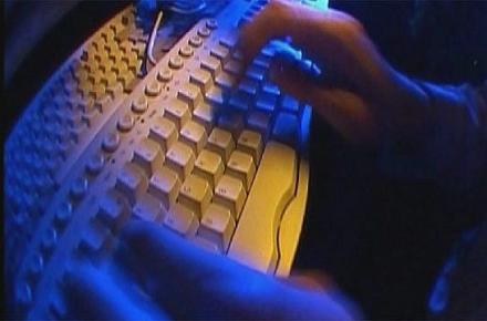 افشاگری یک هکر مطرح آمریکایی که از کشورش گریخته است