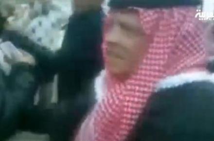 انتشار ویدیوی هل دادن خودرو توسط پادشاه اردن در اینترنت