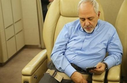 واکنش کاربران اینترنت به پیام فیس‌بوکی ظریف درباره تحریم‌های جدید 