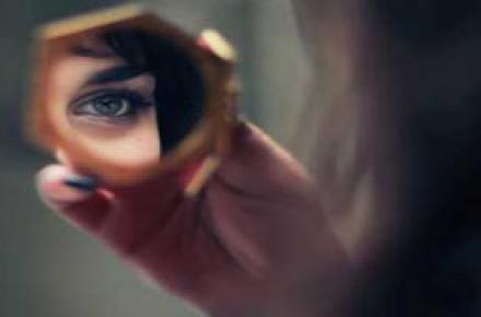 20 هزار مرد فاسد در دام چت با دختر زیبا افتادند