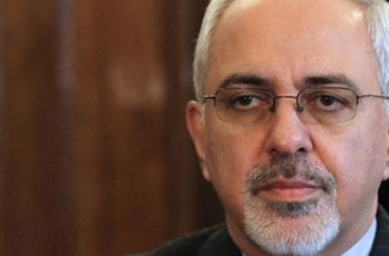 پاسخ توئیتری ظریف به کری: بازی با کلمات نمی‌تواند واقعیت را تغییر دهد 