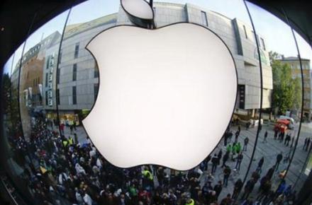 اپل بیشتر می‌فروشد اما همچنان کمتر سود می‌برد!