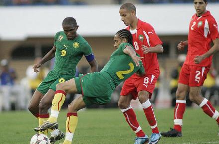 فوتبالیست معروفی که 400 گوشی موبایل دارد! +عکس