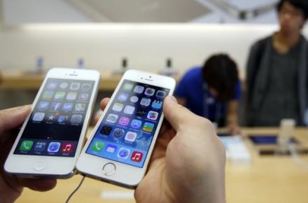 جدیدترین قیمت گوشی های آیفون 5S و 5C در بازار تهران