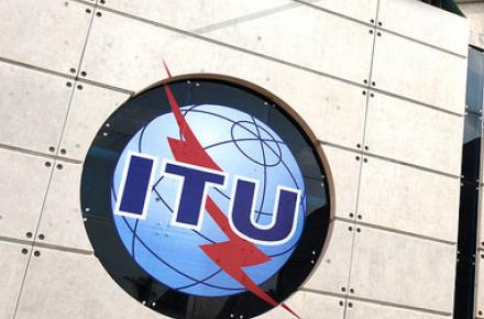 سازمان فناوری اطلاعات پاسخ دهد! سایت اتحادیه جهانی مخابرات همچنان فاقد زبان فارسی است