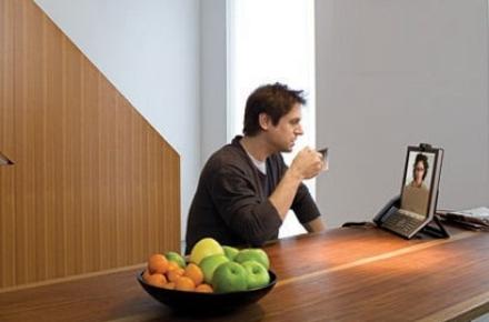 ساخت نمونه مهندسی پایانه تلفنی مبتنی بر IP توسط پژوهشگران داخلی