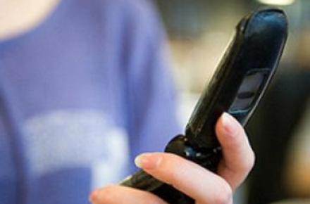 ورود گوشی‎های حاوی تصاویر مستهجن و بازی‌های مبتذل به کشور!