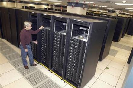 سریع‎ترین ابر رایانه‎ی جهان خاموش شد 