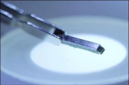 مونیتور فشار خون با تلفن همراه