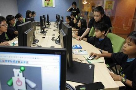 توزیع رایگان 8.7 میلیون تبلت در مدارس طی دو سال