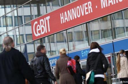 CeBIT 2013 با پرینترهای سه‌بعدی و چشم‌های خیره به چاپ اجسام