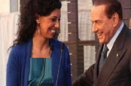 پیشنهاد رابطه جنسی برلوسکنی به یک زن متاهل اعتراض کاربران را برانگیخت +تصویر