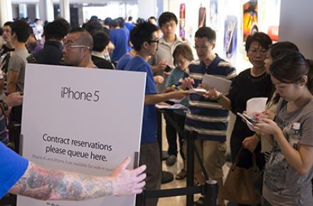 "اپل" اولین تولیدکننده‎ی گوشی موبایل در ژاپن شد