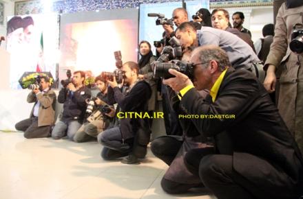 حاشیه‌های افتتاحیه‎ی نمایشگاه مطبوعات؛ از ازدحام عکاسان تا سخنرانی طولانی رئیس نمایشگاه 
