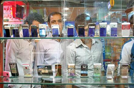 تکان دلار به بازار تجهیزات الکترونیکی، صوتی - تصویری و موبایل! 